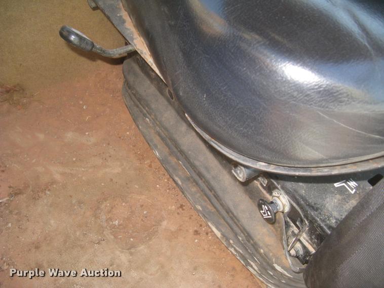 image for item L3977 1995 Caterpillar 615C Series II elevating scraper