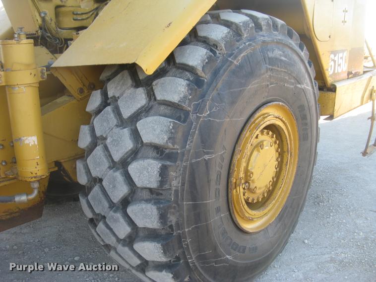 image for item L3977 1995 Caterpillar 615C Series II elevating scraper