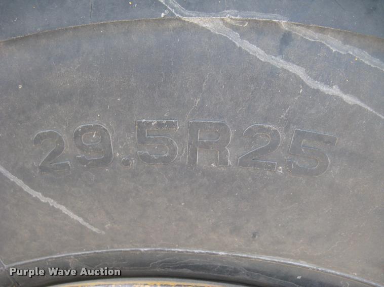 image for item L3977 1995 Caterpillar 615C Series II elevating scraper