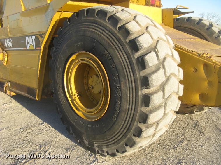 image for item L3977 1995 Caterpillar 615C Series II elevating scraper
