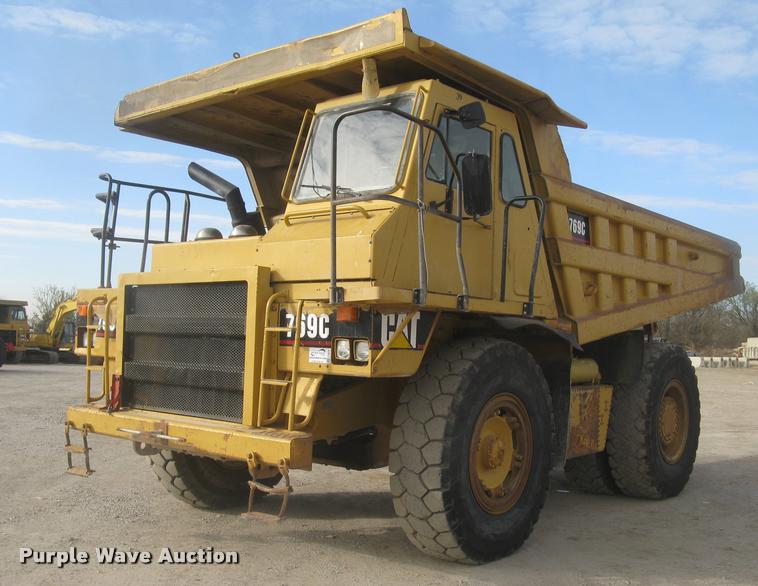 image for item L3978 1993 Caterpillar 769C haul truck