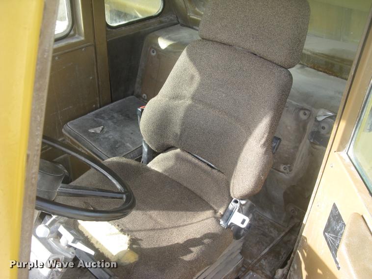 image for item L3978 1993 Caterpillar 769C haul truck