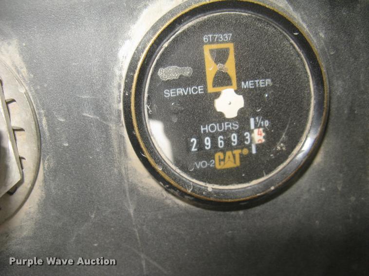 image for item L3978 1993 Caterpillar 769C haul truck