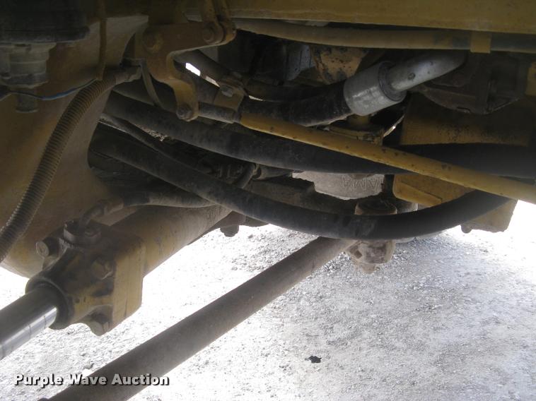 image for item L3978 1993 Caterpillar 769C haul truck