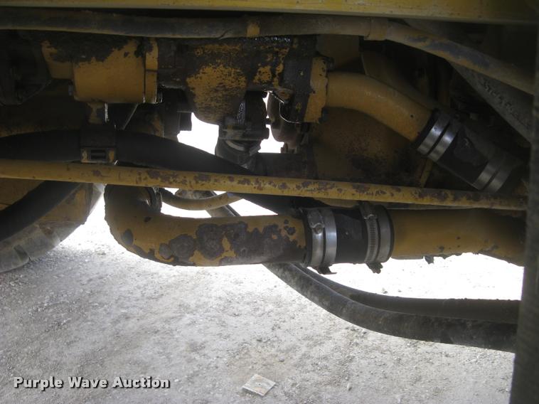 image for item L3978 1993 Caterpillar 769C haul truck