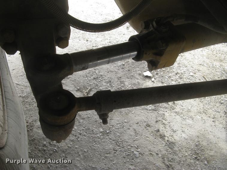 image for item L3978 1993 Caterpillar 769C haul truck