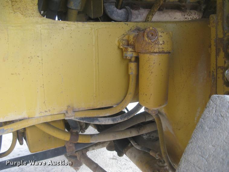 image for item L3978 1993 Caterpillar 769C haul truck