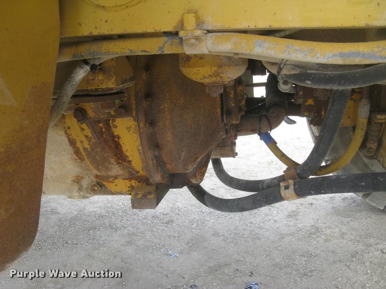 image for item L3978 1993 Caterpillar 769C haul truck