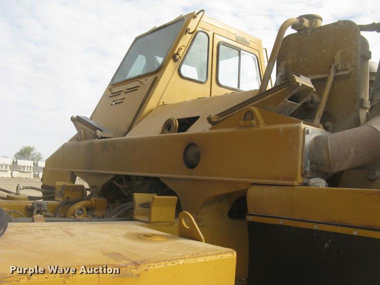 image for item L3978 1993 Caterpillar 769C haul truck