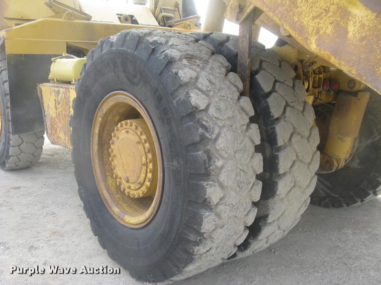 image for item L3978 1993 Caterpillar 769C haul truck
