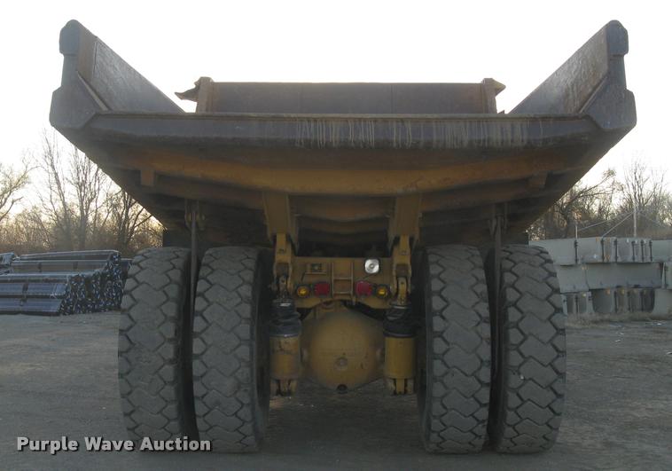 image for item L3979 1994 Caterpillar 769C haul truck