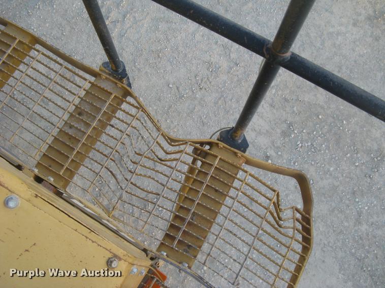 image for item L3979 1994 Caterpillar 769C haul truck