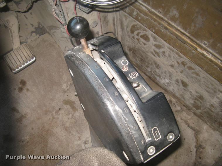 image for item L3979 1994 Caterpillar 769C haul truck