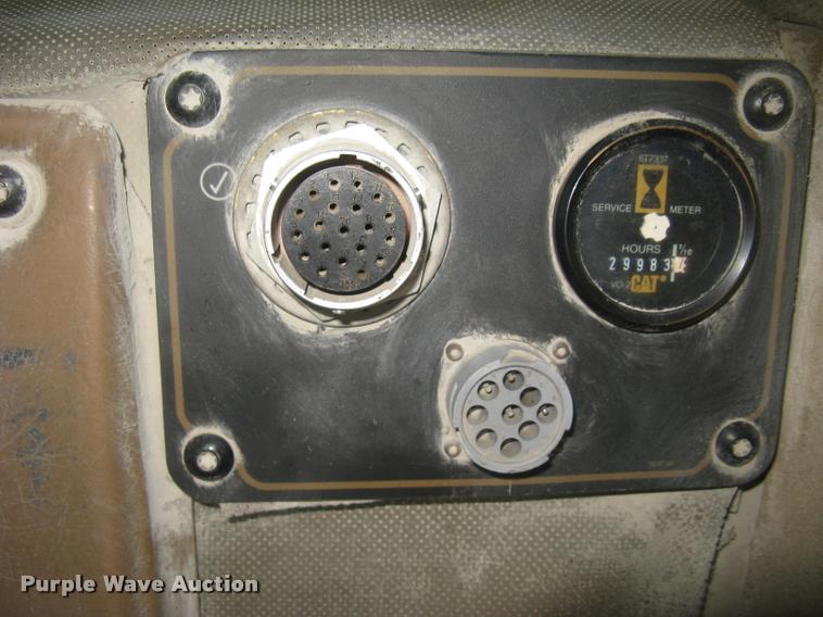 image for item L3979 1994 Caterpillar 769C haul truck