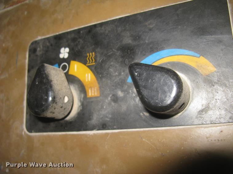 image for item L3979 1994 Caterpillar 769C haul truck