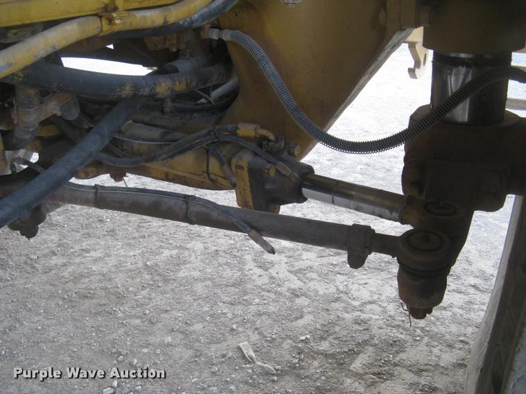 image for item L3979 1994 Caterpillar 769C haul truck