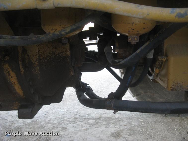 image for item L3979 1994 Caterpillar 769C haul truck