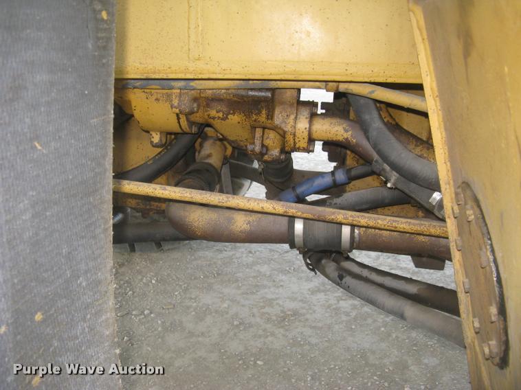 image for item L3979 1994 Caterpillar 769C haul truck