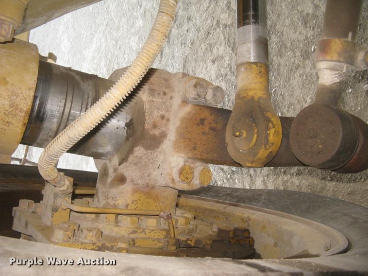 image for item L3979 1994 Caterpillar 769C haul truck