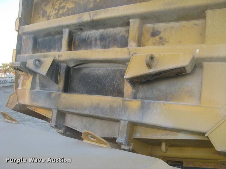 image for item L3979 1994 Caterpillar 769C haul truck