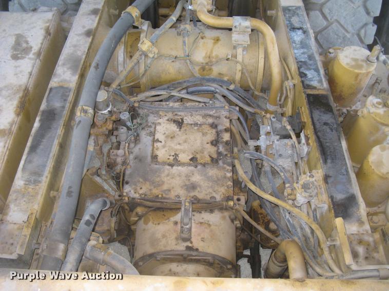 image for item L3979 1994 Caterpillar 769C haul truck