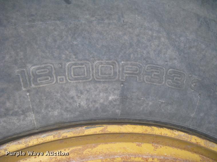 image for item L3979 1994 Caterpillar 769C haul truck