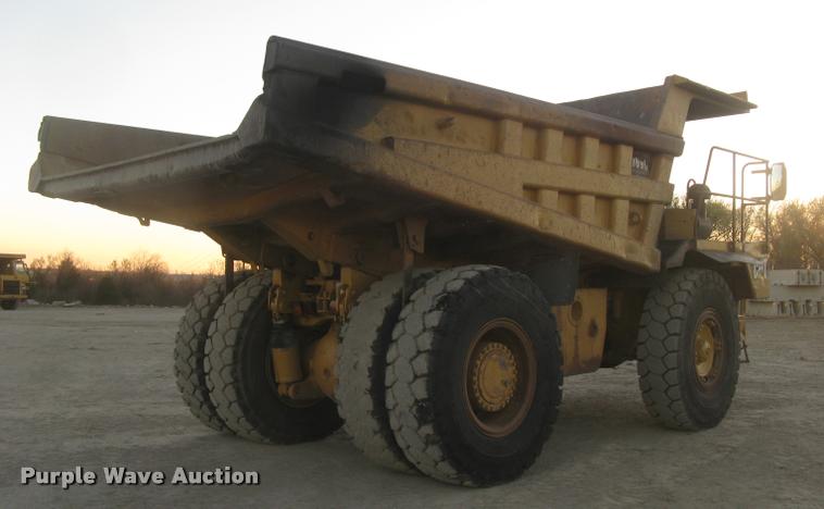 image for item L3980 1995 Caterpillar 769C haul truck