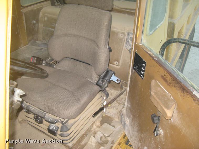 image for item L3980 1995 Caterpillar 769C haul truck