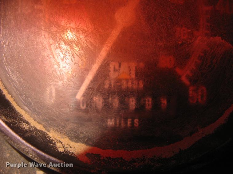 image for item L3980 1995 Caterpillar 769C haul truck