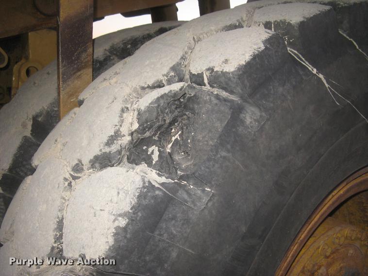 image for item L3980 1995 Caterpillar 769C haul truck