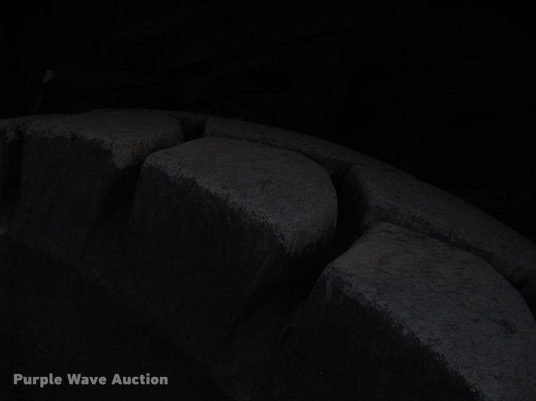 image for item L3980 1995 Caterpillar 769C haul truck