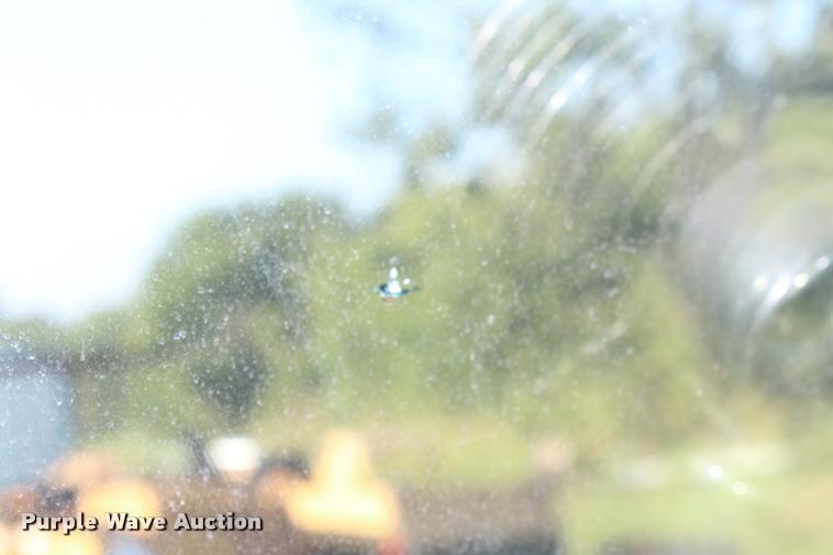 image for item L4790 1984 International S1900 dump truck