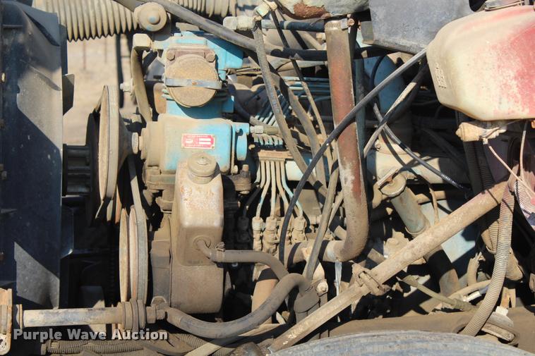 image for item L4790 1984 International S1900 dump truck