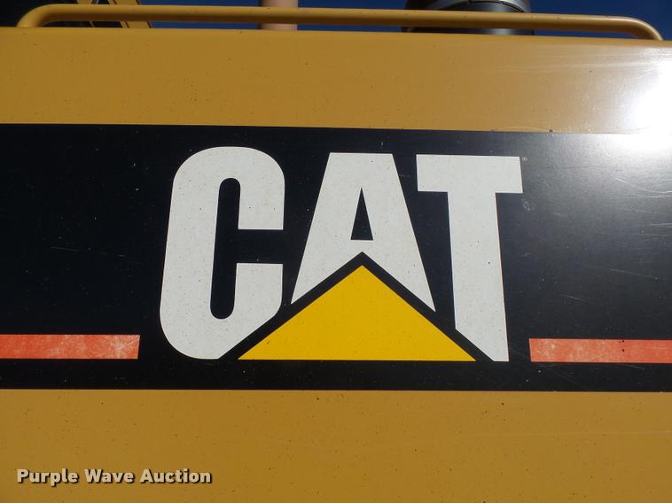 image for item AL9008 2002 Caterpillar 140H motor grader