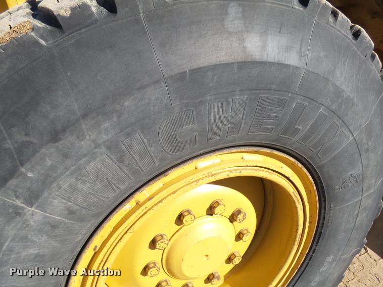 image for item AL9008 2002 Caterpillar 140H motor grader