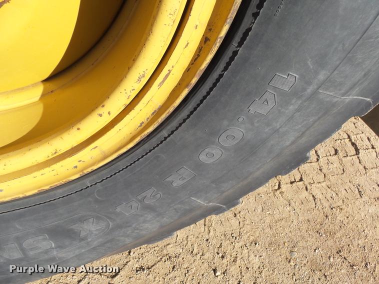 image for item AL9008 2002 Caterpillar 140H motor grader