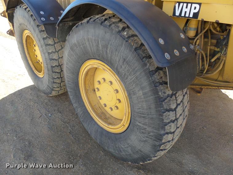 image for item AL9008 2002 Caterpillar 140H motor grader