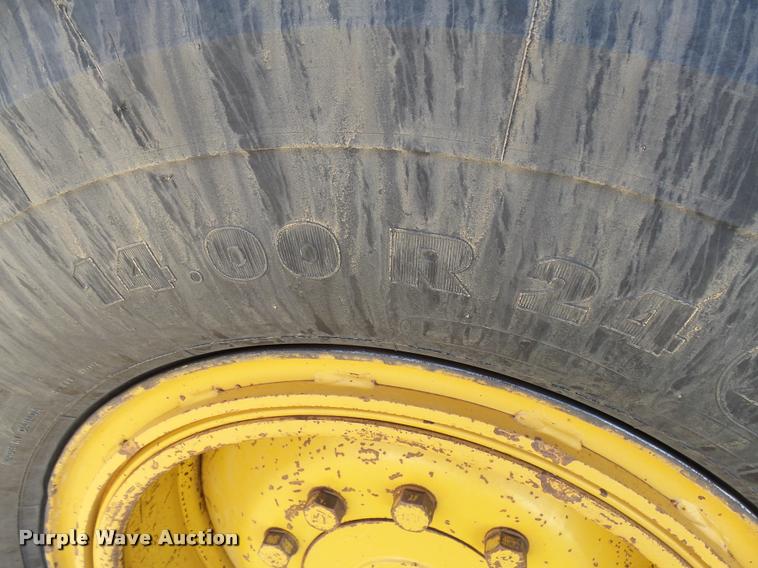 image for item AL9008 2002 Caterpillar 140H motor grader