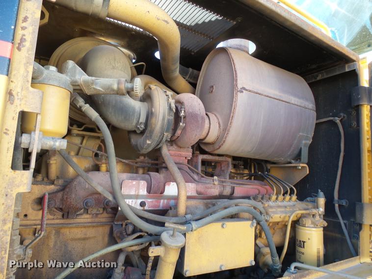 image for item AL9008 2002 Caterpillar 140H motor grader