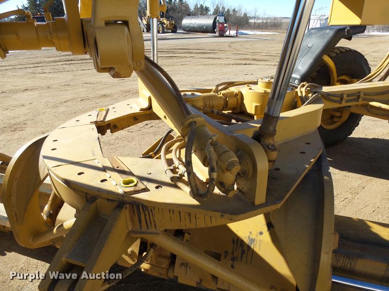 image for item AL9008 2002 Caterpillar 140H motor grader