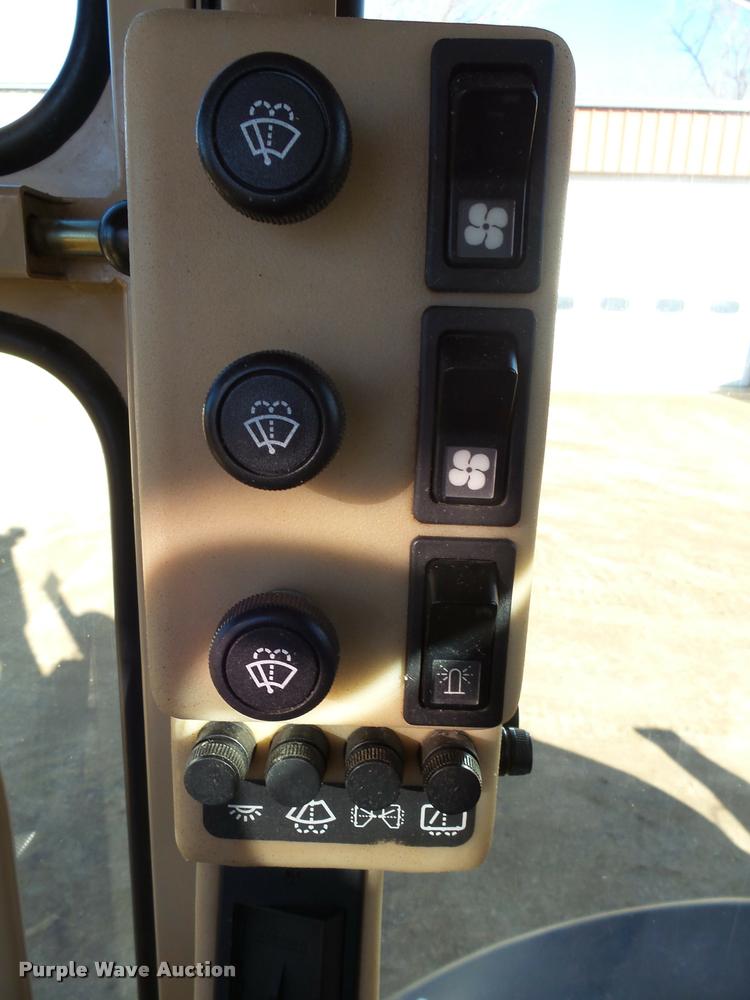 image for item AL9008 2002 Caterpillar 140H motor grader