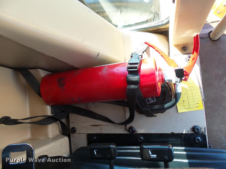 image for item AL9008 2002 Caterpillar 140H motor grader