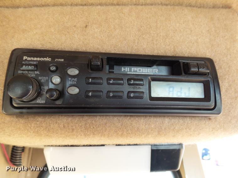 image for item AL9008 2002 Caterpillar 140H motor grader