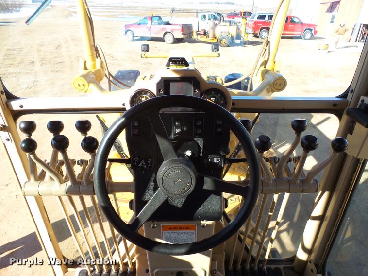 image for item AL9008 2002 Caterpillar 140H motor grader