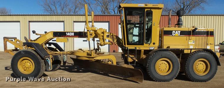 image for item AL9022 2002 Caterpillar 140H motor grader