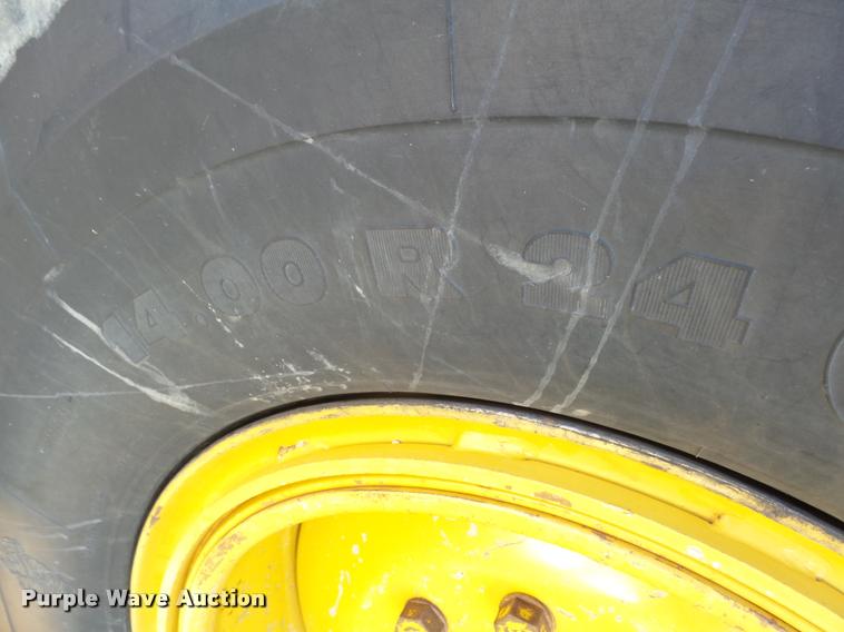 image for item AL9022 2002 Caterpillar 140H motor grader