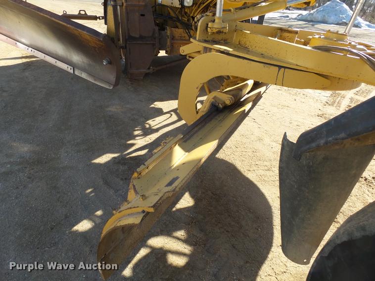 image for item AL9022 2002 Caterpillar 140H motor grader