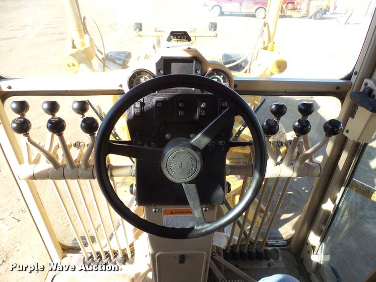 image for item AL9022 2002 Caterpillar 140H motor grader