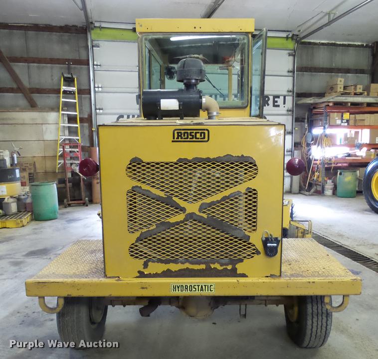 image for item AL9026 2001 Rosco RB-48 broom