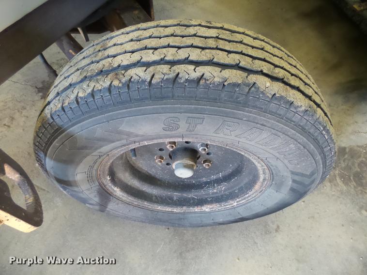 image for item AL9026 2001 Rosco RB-48 broom